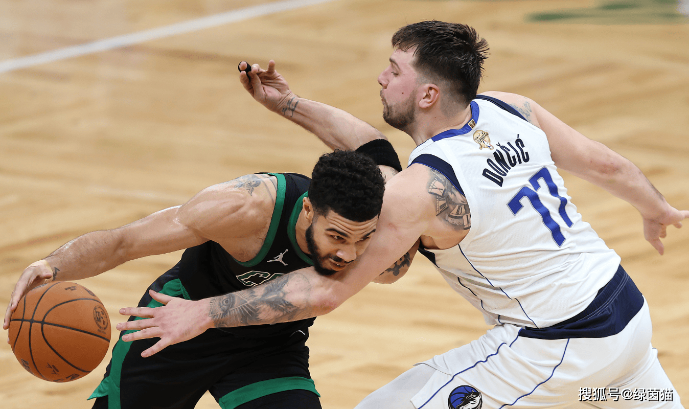 九游体育app -转会期波士顿凯尔特人备战法甲，刷新队史纪录细节曝光，更衣室稳定，赛季目标并未改变的简单介绍